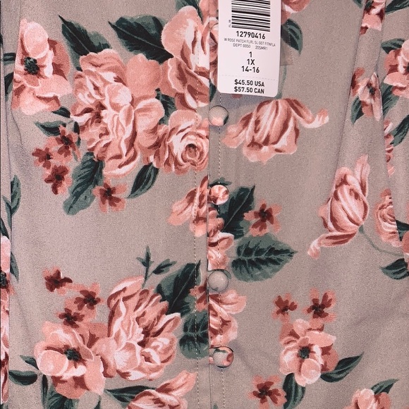 Torrid Spaghetti strap floral tap - Picture 3 of 5